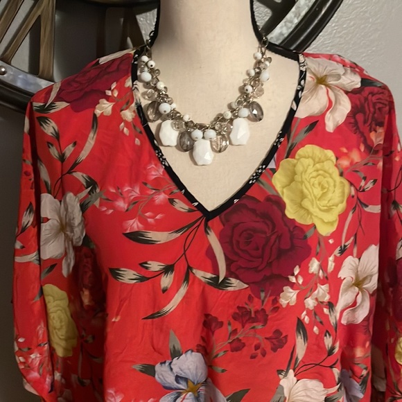 JOHNNY WAS JADE SILK FLORAL TOP . - Picture 7 of 9